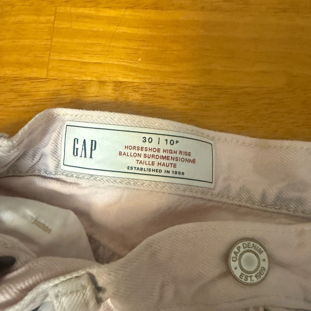 GAP Horseshoe High Rise Jeans Pink